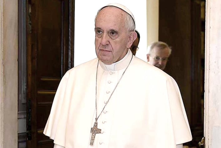 Papa critica imposición  en el Medio Oriente