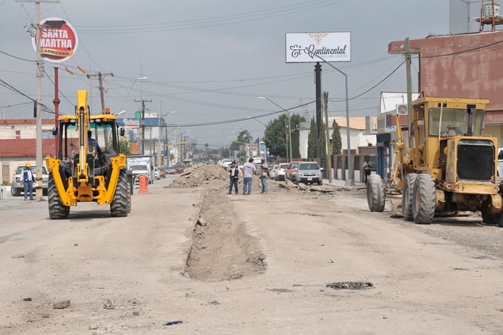 Compactan tramo del Bulevar Juárez