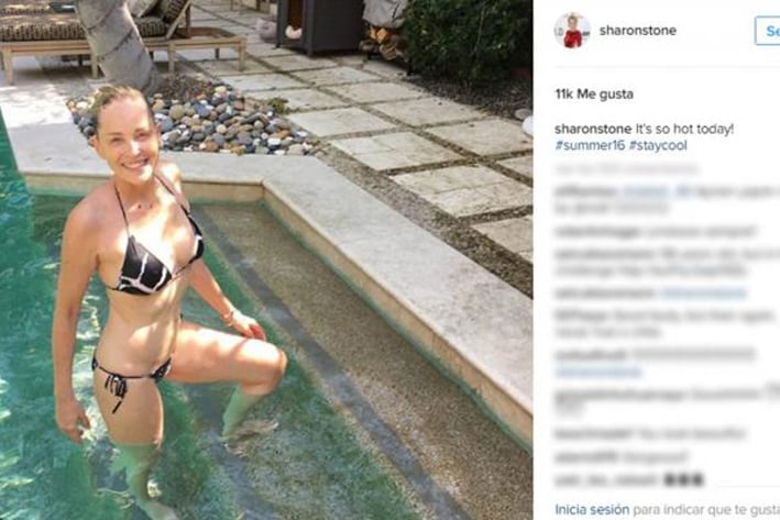 Sharon Stone posa en bikini a los 58 años