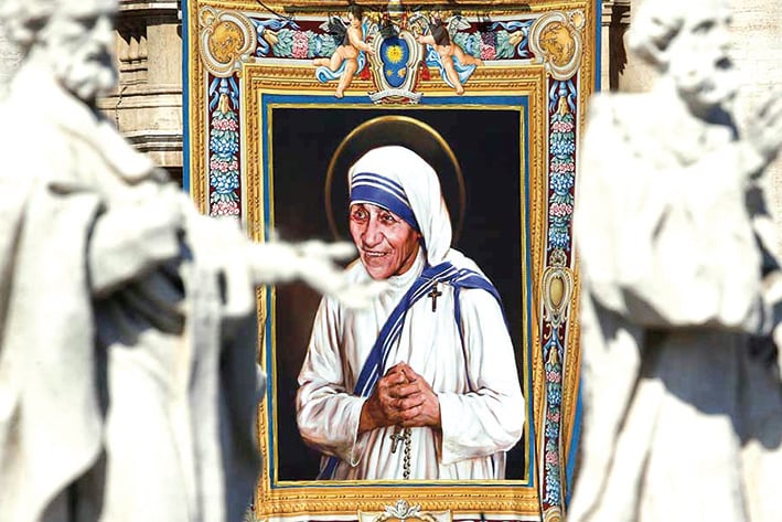 Papa Declara santa  a la Madre Teresa
