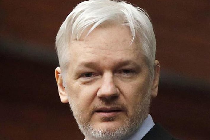 Anuncia Assange,  filtración Clinton
