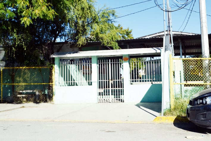 Revisan apoyo de minisplit en  la Escuela ‘Rafael Ramírez’