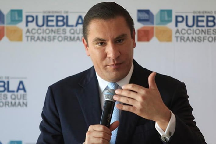 Pide Gobernador de Puebla ‘piso parejo’