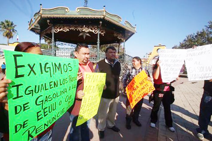 Se manifiestan contra  'gasolinazo' en Ramos