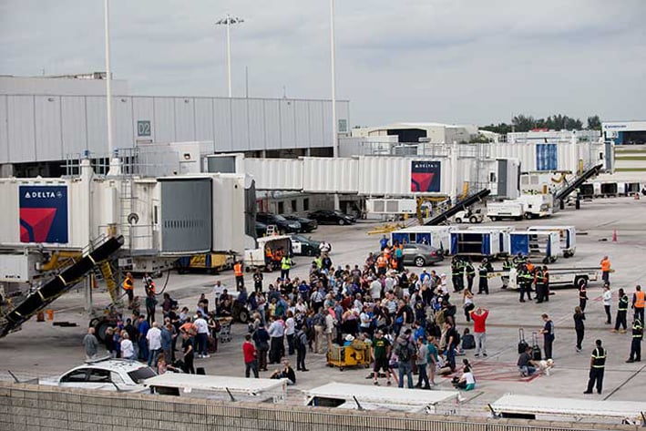 Cinco muertos por tiroteo en aeropuerto