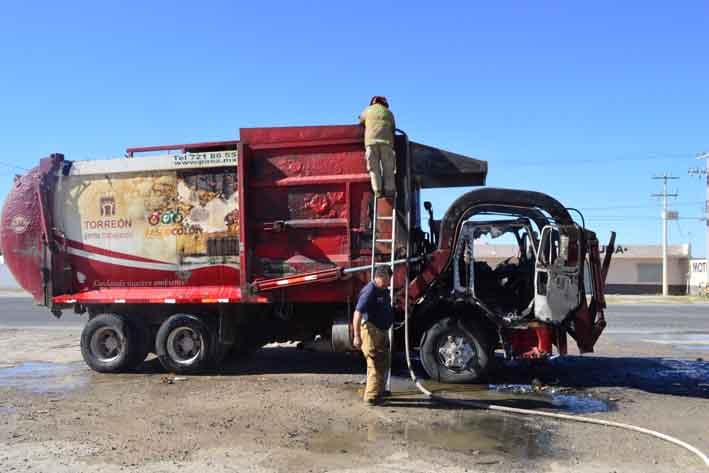 Se incendia camión recolector de basura