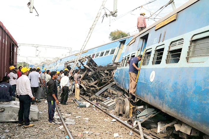 Accidente de tren causa 39 muertos y 50 heridos