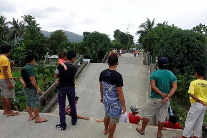 Deja 15 muertos sismo en Filipinas
