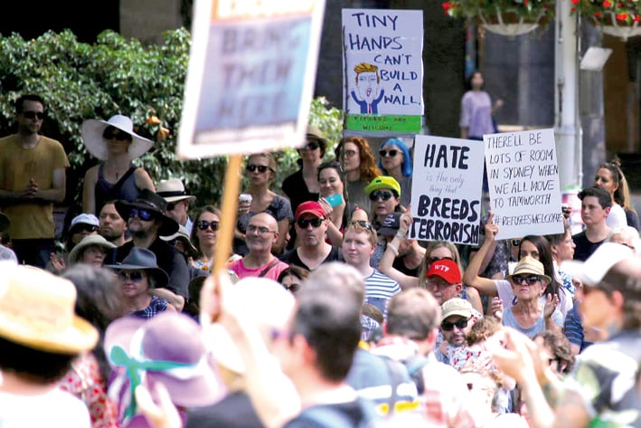 Miles protestan en Australia