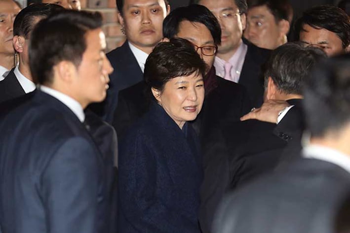 Expresidenta de Corea del Sur abandona residencia oficial