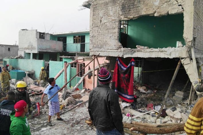 Explosión en Tultepec deja cuatro muertos y seis heridos