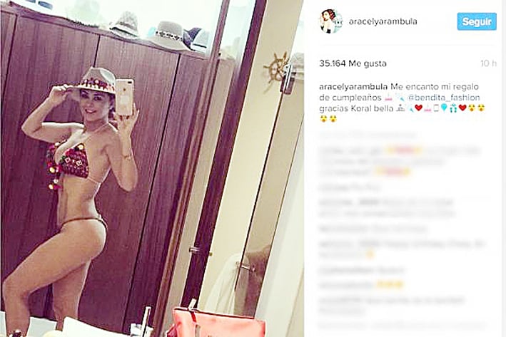 Aracely Arámbula festeja sus 42 años con foto en bikini