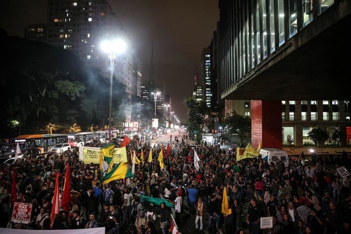 Marchan contra  Temer en Brasil
