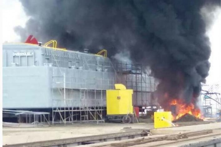 Explosión en astillero deja seis muertos