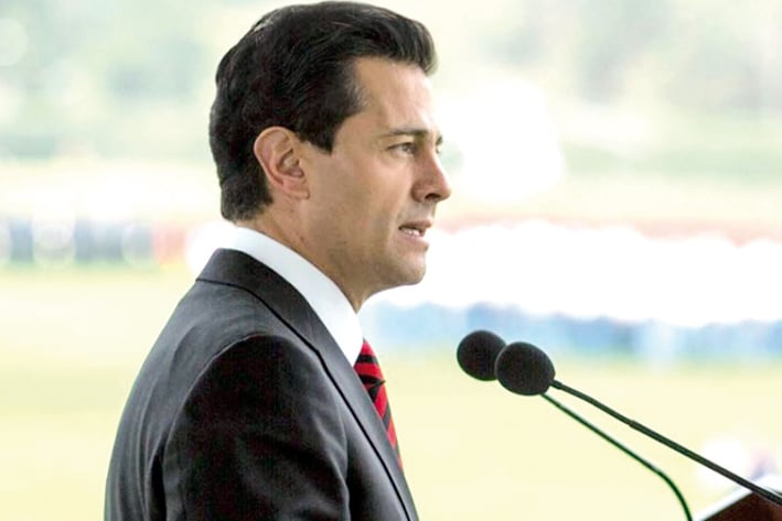 Peña Nieto felicita a Macron