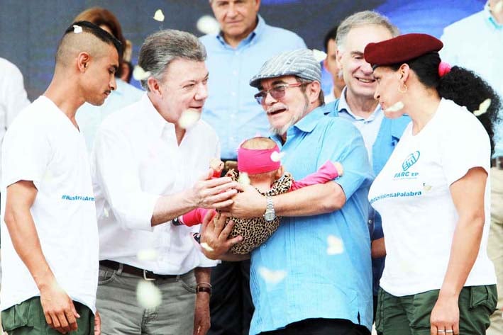Entrega las FARC últimas armas a ONU