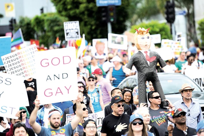 Miles marchan por derechos homosexuales