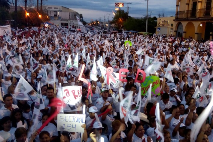 Arropan militantes del PRI y ciudadanos a ‘Lencho’ Siller