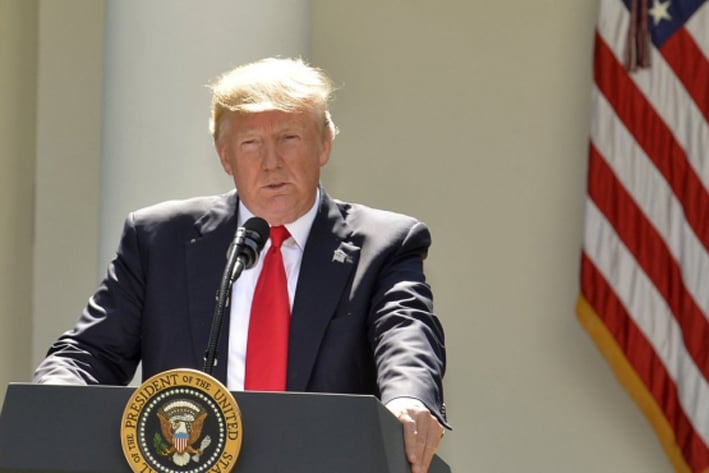 Anuncia Trump planes para un “muro solar”