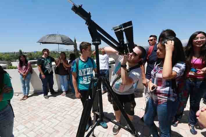 Observaron Eclipse en el Observatorio Astronómico