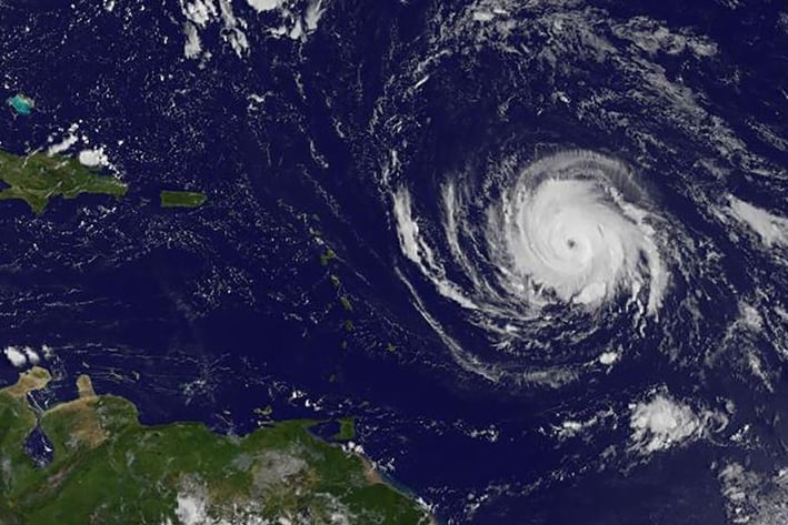 Alcanza huracán Irma categoría 4