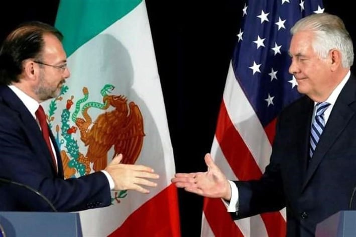 Ofrece Tillerson ayuda a México