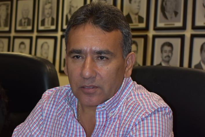 El Alcalde Amador Moreno confía en Rogelio Valdez