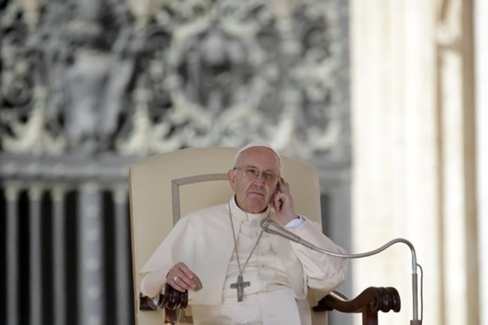 Aprovechan presos reunión con el Papa para fugarse