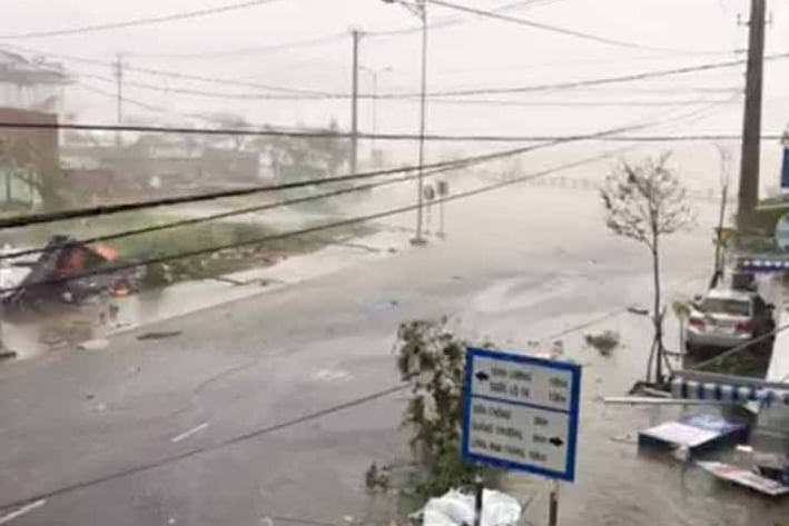 Tifón deja 15 muertos y cuatro desaparecidos