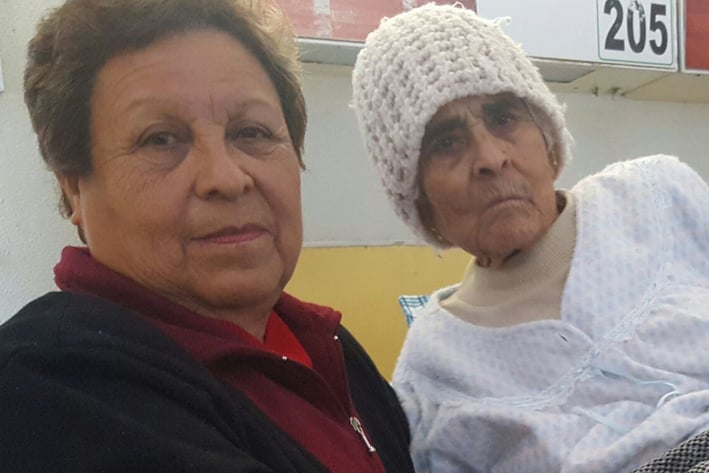 Opera IMSS con éxito a paciente de 91 años
