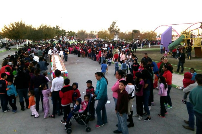 Gozan mil 500 niños festejo del Día de Reyes