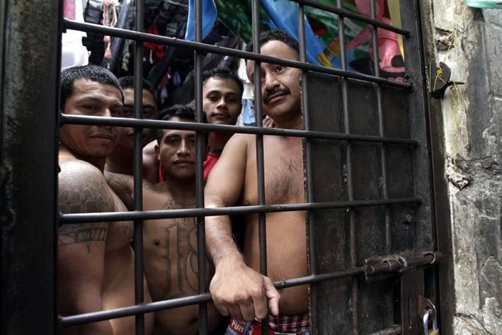 Desahogaría El Salvador sus cárceles en un 56%