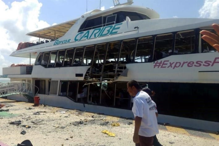 Explosión de ferry deja 24 heridos