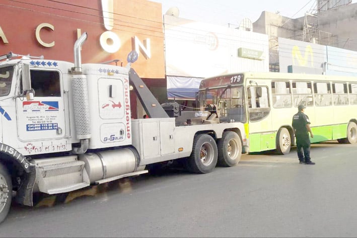Embargan camiones de la ruta El Pueblo