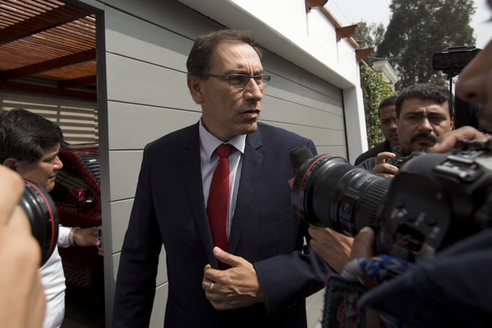 Martín Vizcarra asumirá la presidencia de Perú