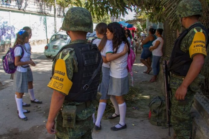 Psicosis en Acapulco por sicarios en escuelas