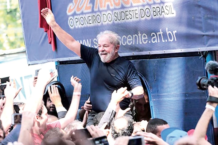 Lula da Silva encabeza en encuesta electoral