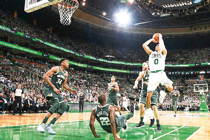 Celtics pegan primero