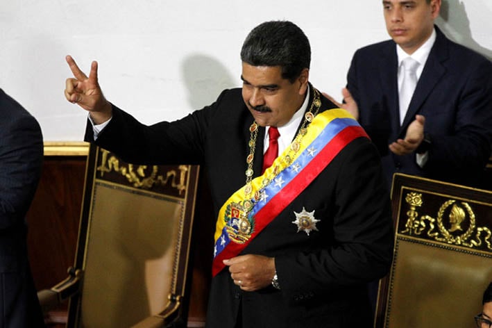Tras prestar juramento, Maduro propone cambios en Venezuela