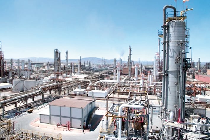 Pemex cerrará temporalmente refinerías