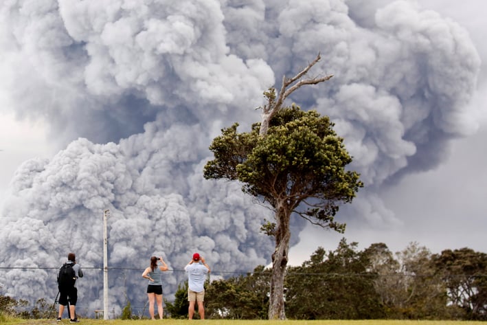Se registra fuerte explosión en Volcán Kilauea