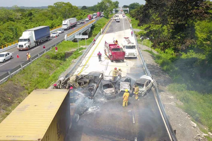 Terrible accidente carretero deja 6 muertos