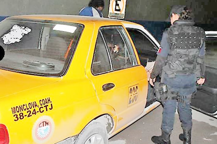 Taxistas a merced de delincuentes