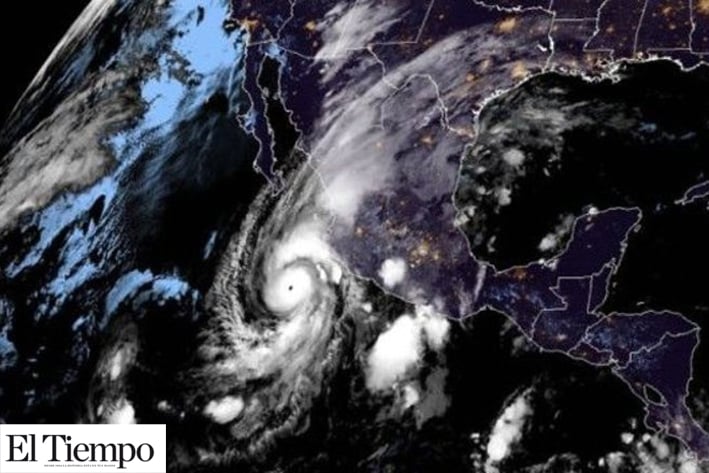 Planean evacuar a 15 mil personas por huracán 'Willa'