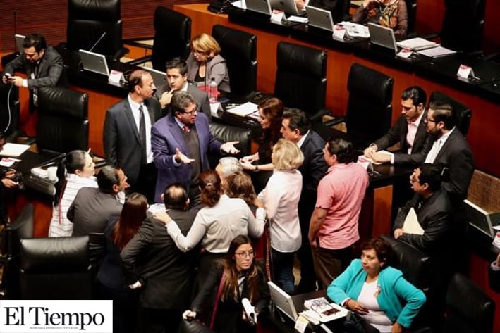 Enfrenta discusión por Texcoco a priístas y panistas contra Morena en el Senado; Monreal los llama 'derecha recalcitrante'