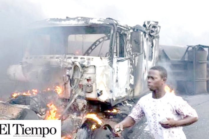 12 muertos tras accidente de pipa en Nigeria