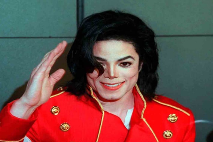 Oscuro documental nubla el legado de Michael Jackson