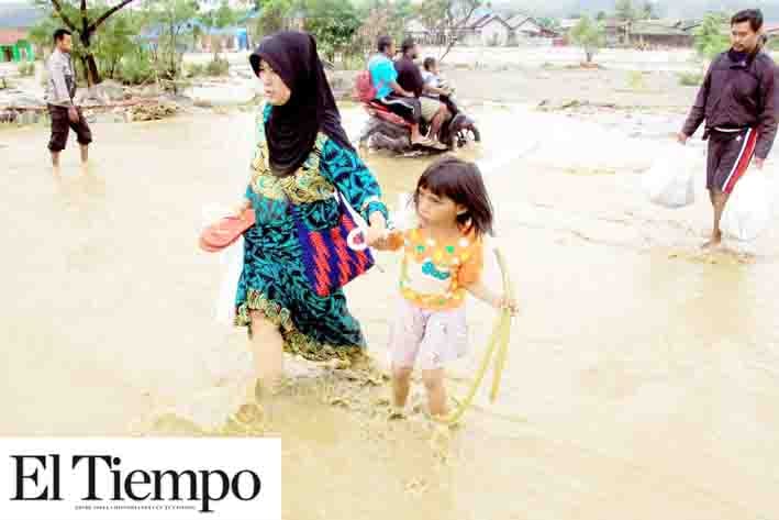 Inundaciones causan 89 muertos y 74 desaparecidos
