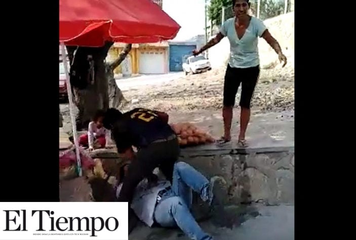 Migrantes hondureños golpean a familia mexicana en Chiapas