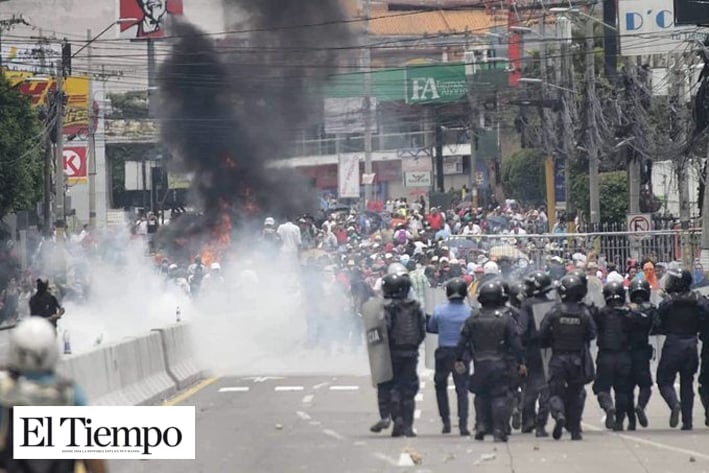 Protestas en Honduras dejan al menos 25 heridos